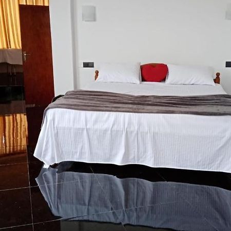 Air Vision 98 Hotel Katunayaka Ngoại thất bức ảnh