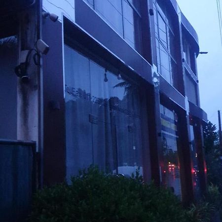 Air Vision 98 Hotel Katunayaka Ngoại thất bức ảnh