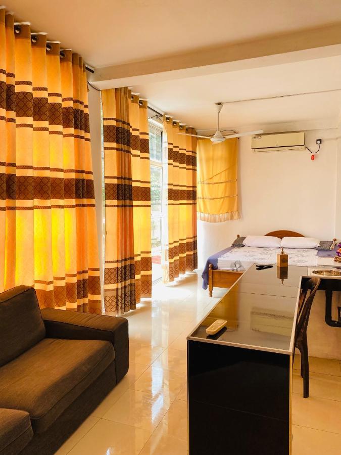 Air Vision 98 Hotel Katunayaka Ngoại thất bức ảnh
