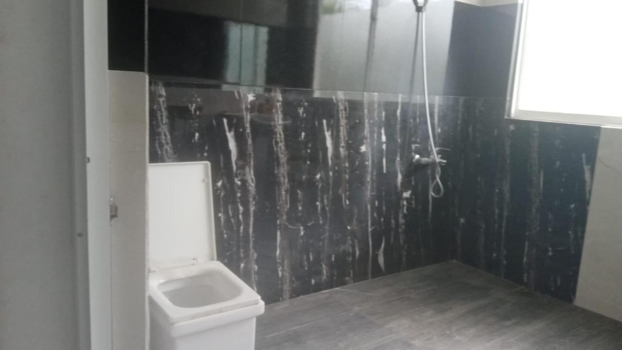 Air Vision 98 Hotel Katunayaka Ngoại thất bức ảnh